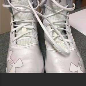 Men under armour football cleats